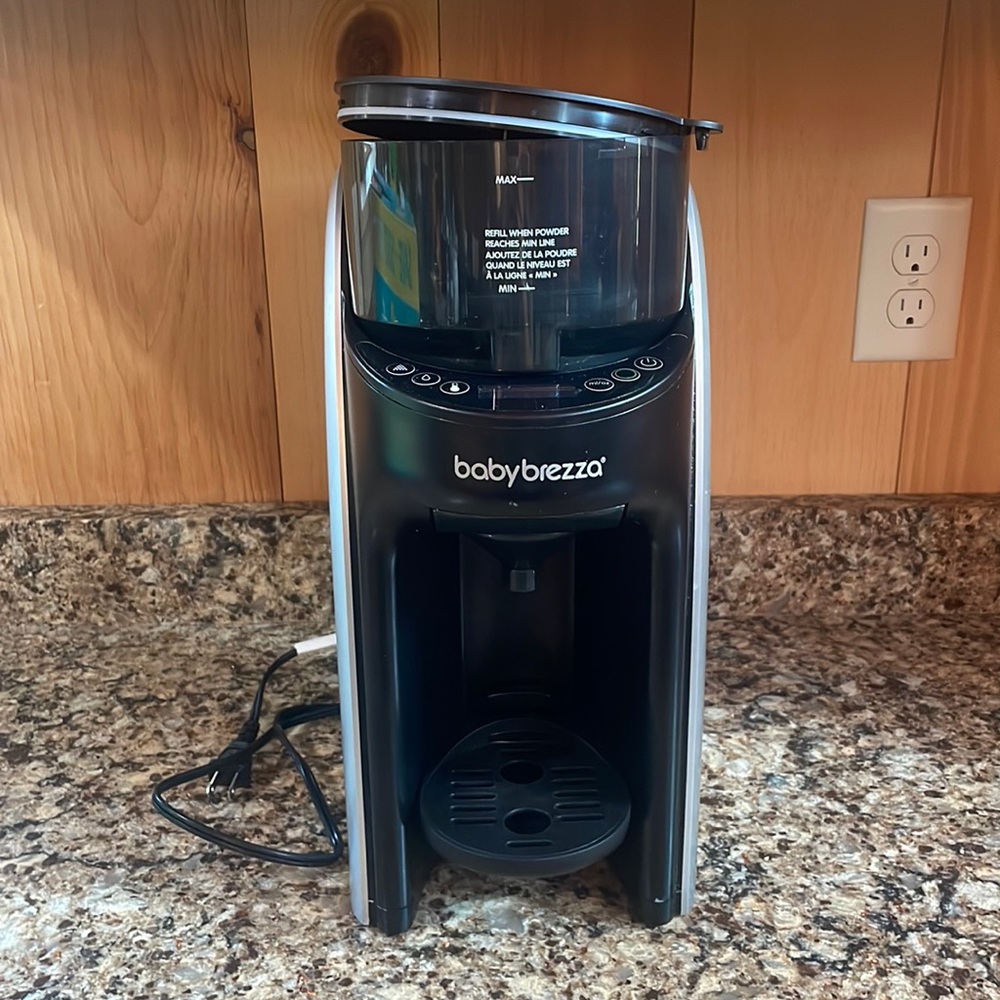 Baby Brezza Formula Dispenser